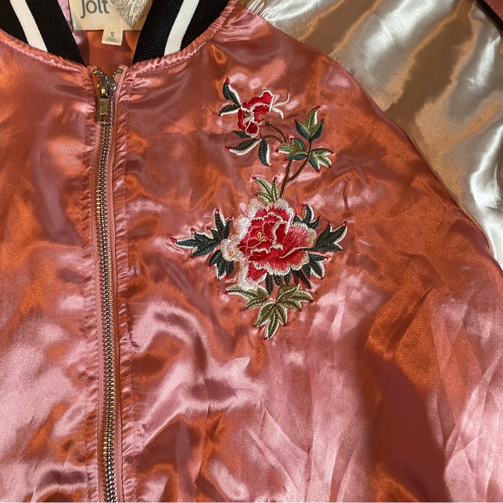 Jolt satin embroidered jacket sz S